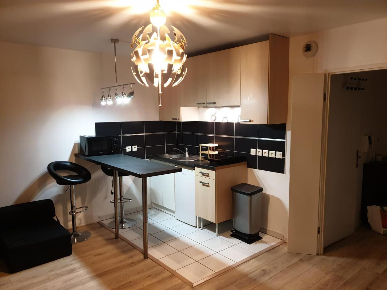 Studio Proche Rer E Rosny-sous-Bois Luaran gambar